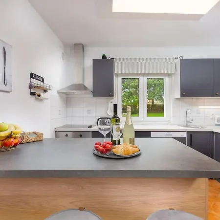 Frida By Istrialux *