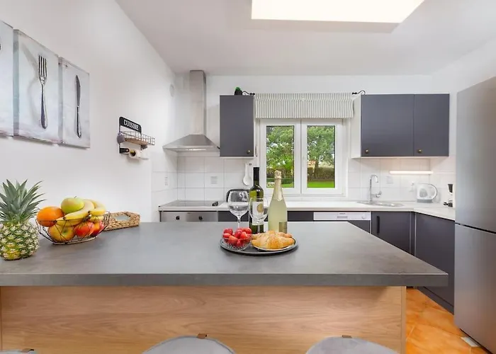 Frida By Istrialux *